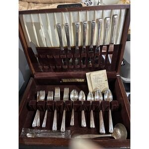 Vintage Community Silverplate Milady Flatware Set 48pc  with Wood Chest 1945